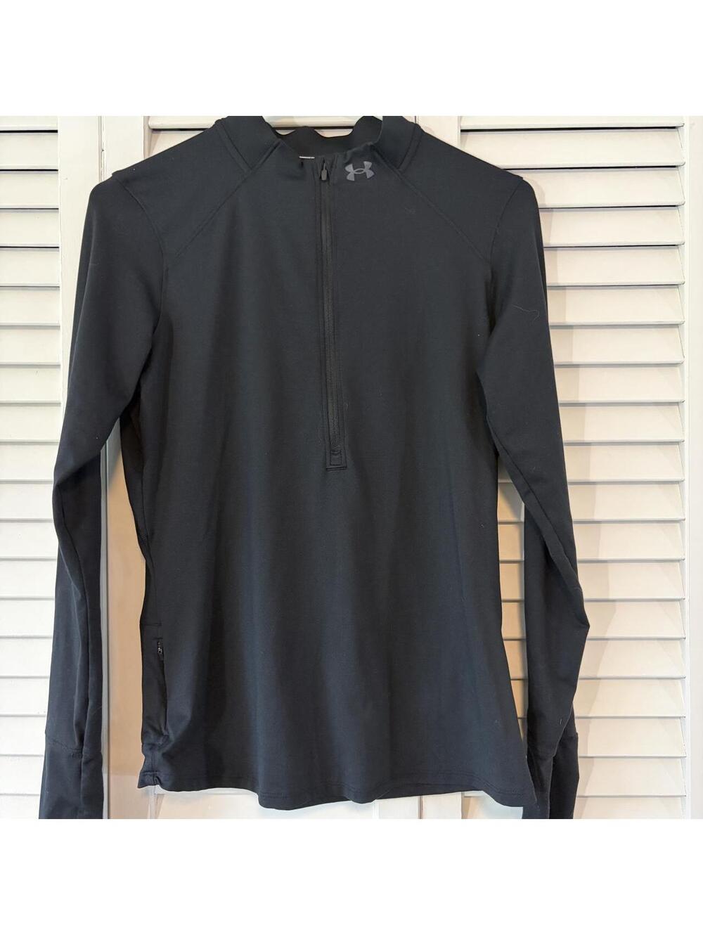 Ladies Fitted Under Armour Women's Black and Grey Running Sweatshirt